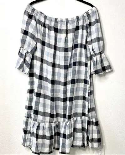 Love In Buffalo Check Off the Shoulder Dress Size Small