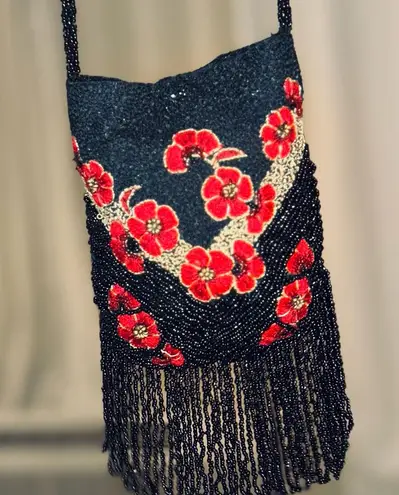 VTG.Island Imports Christian Livingston Blk & Red Floral Micro Beaded Fringe Bag