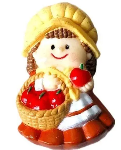 Vintage Russ Thanksgiving Holiday Turkey Day Woman Pilgrim Brooch Pin Yellow