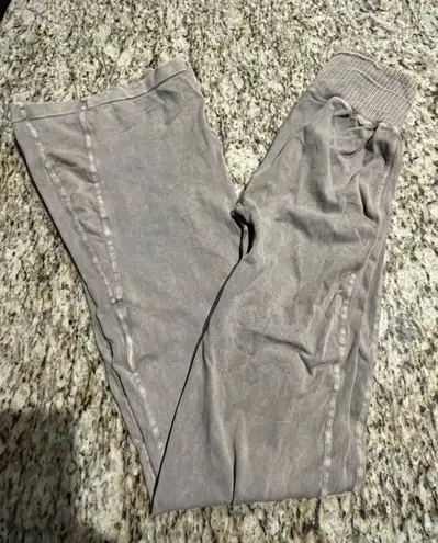 Movement Good Karma Flare Leggings Size XS