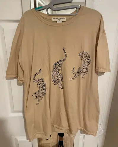 Urban Outfitters Oversized Tiger Tshirt