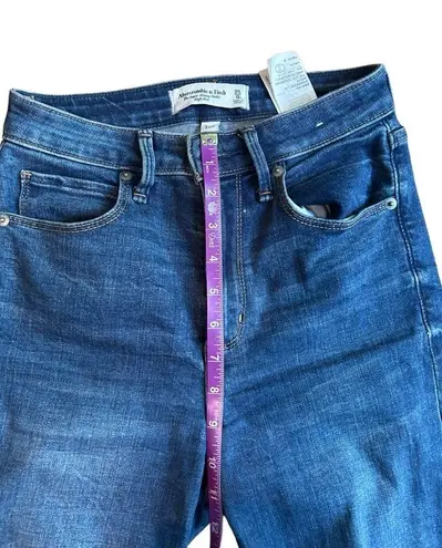 Abercrombie & Fitch  Curve Love 25/0 Short Super Skinny Ankle High Rise Jeans