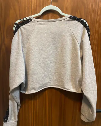 Forever 21 Cropped Long Sleeve