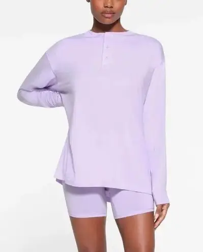 SKIMS NWT boyfriend longsleeve Henley shirt in lily