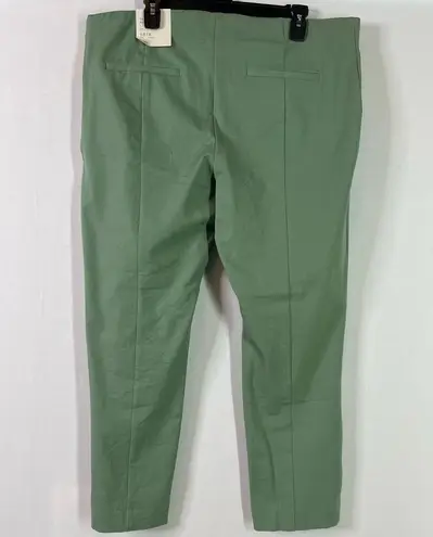 A New Day NWT  Stretch Cotton Skinny Ankle Pants (Light Green) - 18