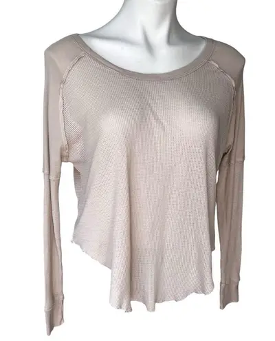 Aritzia TNA Alder Thermal Long Sleeve Waffle
Knit Relaxed Fit Top, Sz XS