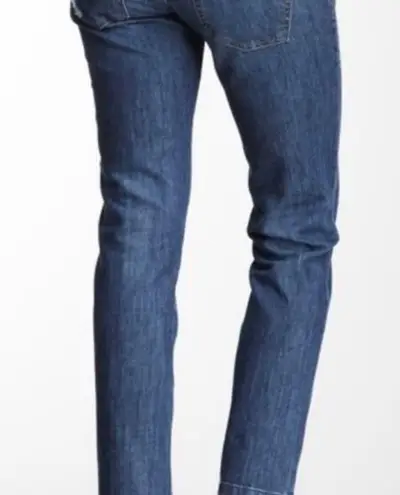 DL1961 Jo Boyfriend Twister Distressed, Low Rise Jeans. Size 25.