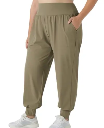 Halara NWT Beige High Waisted Pocket Joggers Womens Size Large