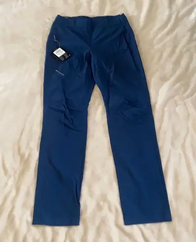 Columbia NWT  Titanium Featherweight Hike Pant