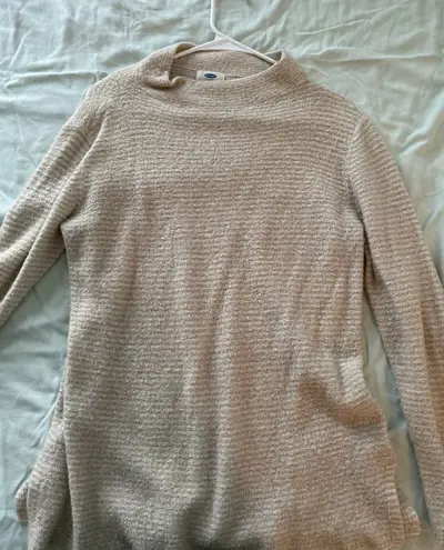 Old Navy sweater