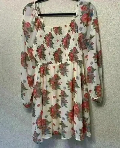 White floral smocked mini dress sz L summer wedding guest bridal shower feminine Size L