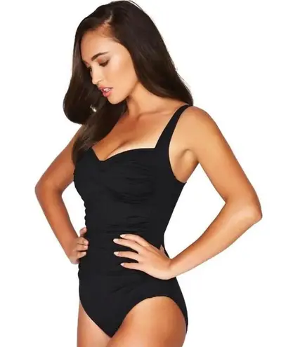 Sea Level Australia Eco Essentials Twist Front Multifit Black One Piece Swimsuit Size 6