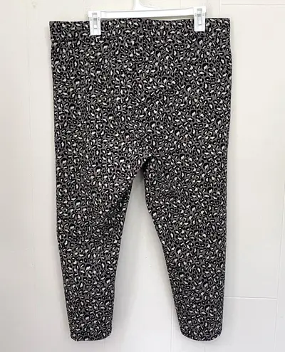Rafaella Leopard Print Pull On Capri Pants Stretch ~ Women’s Size 16