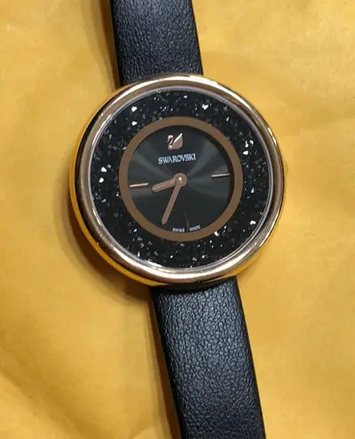 Swavorski Swarovski crystalline rose gold watch