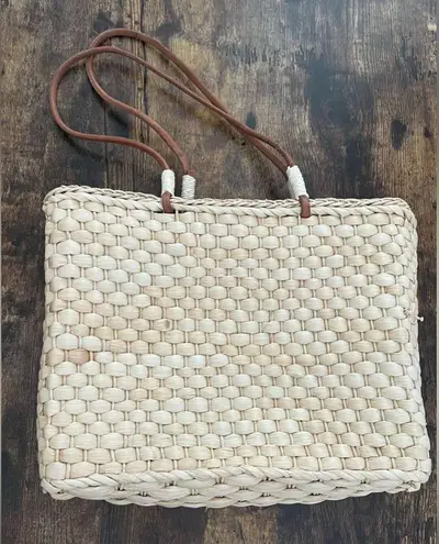 Quacker Factory | seaside, sequin, straw, shoulder bag.