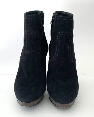 Burberry  Black Hazelhurst Suede Ankle Boots Size 38.5/8