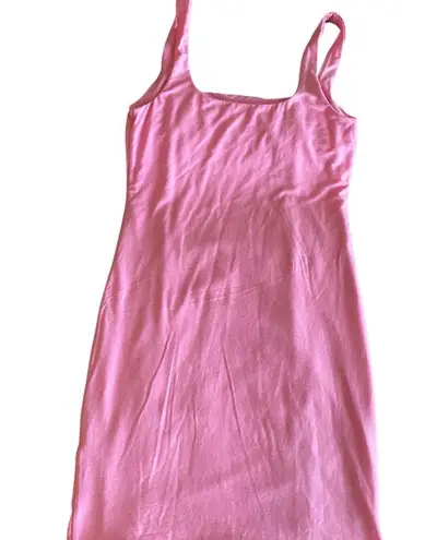 Aritzia Wilfred Lydia Mini sleeveless Tank Dress Pink Ruched
Barbie girlhoodcore Size M