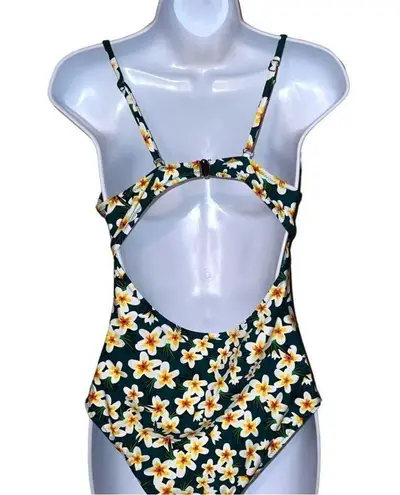 Cupshe  adorable one piece swimsuit! It’s new and cute as can be! - Image 13