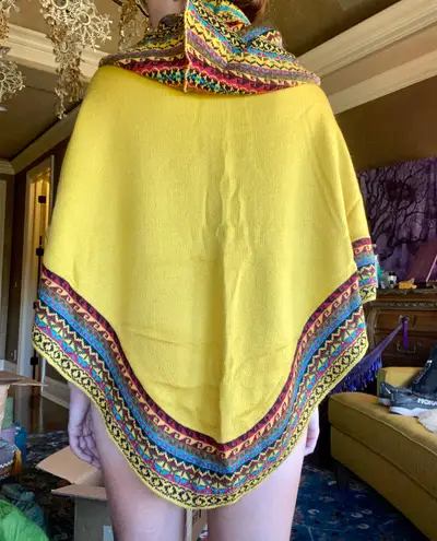 Alpaca Sweater Yellow