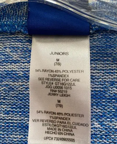 DC Comics Superman Long Sleeve Blue Sweater M (juniors)