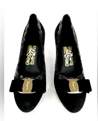 Salvatore Ferragamo CARLA 70mm BLACK SUEDE WITH SCALLOPING TRIM BOW PUMPS SIZE 4