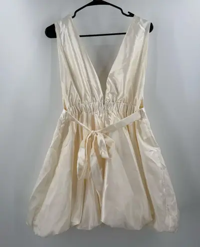 MABLE Dress SZ Large Duri Bow Tie Bubble Hem Mini NWT Homecoming Cocktail Formal