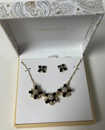 Necklace & Stud Earrings Set NWT Black