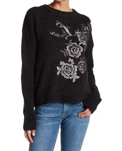 BLANK NYC  Dark Gray Floral embroidered Fuzzy Vapor Sweater size Medium