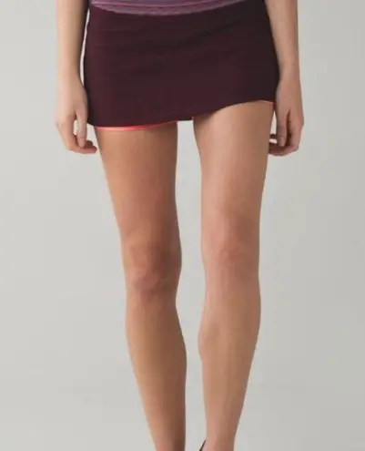 Lululemon  pace rival skirt 4 long bordeaux drama space dye twist build in shorts