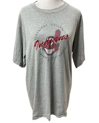 Vintage 2005 Lee Sport Gray Cleveland Indians MLB Logo Women's T
