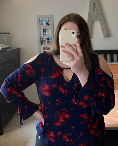 Aeropostale Floral Long Sleeve