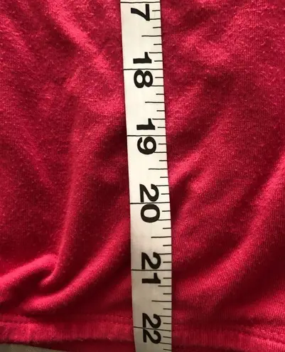 Premise Studio Short Sleeve Redish Pink Tee with Cutout XS