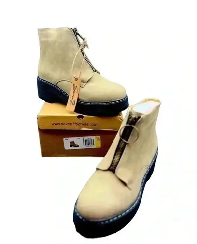 Seven7 Zoe Sand Boots, size 10 Women’s.