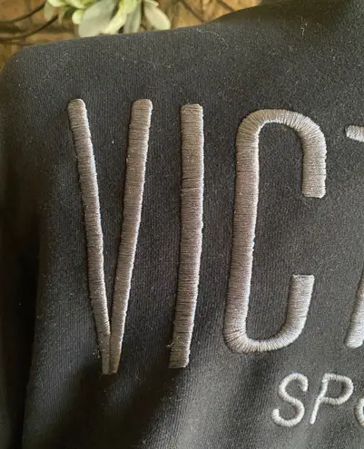 Victoria Sport VICTORIA’S SECRETS- BLACK ZIP FRONT JACKET