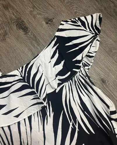 Who What Wear Black And White Tropical Top