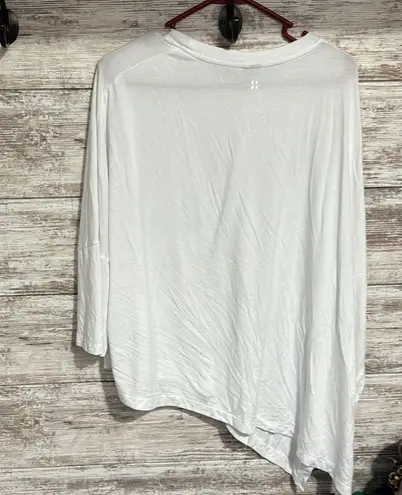 Sweaty Betty  Mellow Asymmetric T-Shirt in‎ White XL