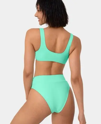 Halara 035H.- Solid U Neck Bikini Top Swimsuit.