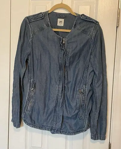 Gap  moto jacket Jean Size Large -o8