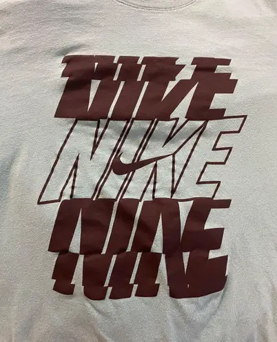 Nike T-Shirt