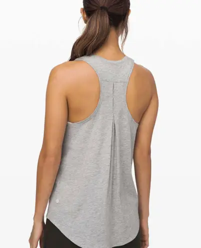 Lululemon sleeveless pleated love tank in heathered core light grey