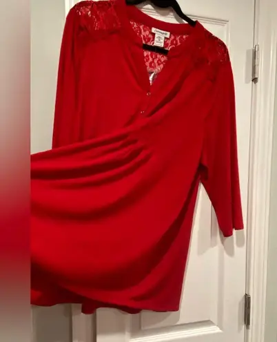 NWT Serengeti Size 1X Red Lace 3/4 Sleeve Henley Pintuck Pleated Tunic Top
