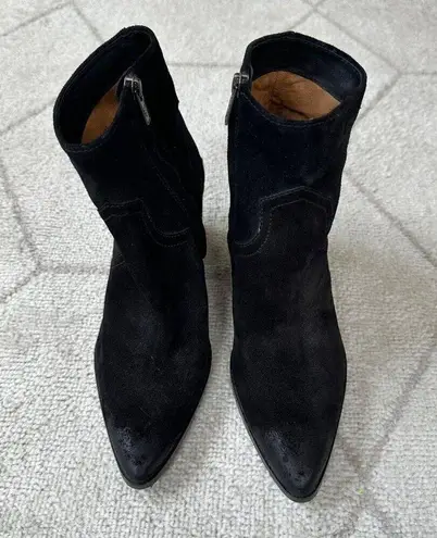 Frye NEW  Flynn Black Suede Ankle Pointed Toe Cowboy Booties Sz 8