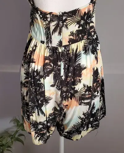 S.O.R.A.D. By ATV Sleeveless Palm Tree Romper M Black Size M