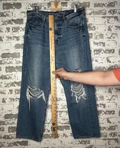 American Eagle  | womens 90’s boyfriend denim jeans distressed