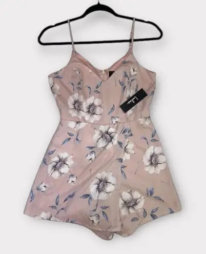 NWT. Lulu’s Magical Meadow Blush Pink Floral Print Skort
Dress Romper Size XS