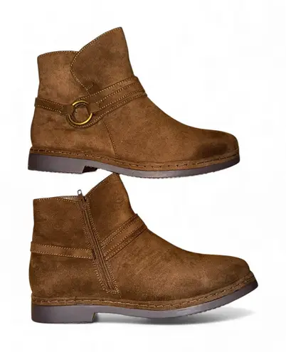 Bella Vita Women Izzy Brown Suede Ankle Boots Side Zip Buckle Detail Size 9.5N