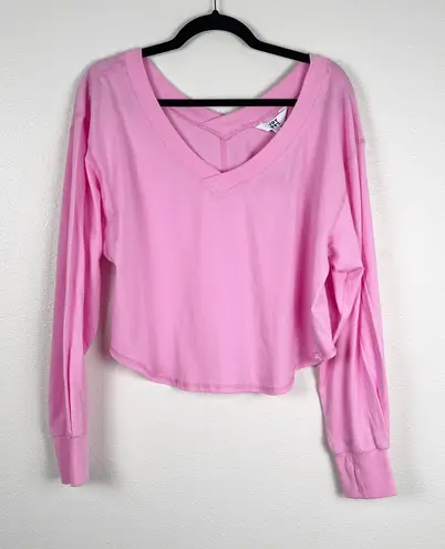 Joy Lab Women's Long Sleeve Boxy Cropped V Neck Tee Pink Sz M NWT Size M