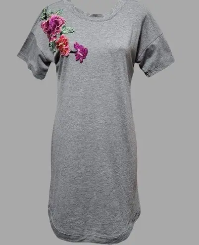 potter's pot gray floral applique t-shirt dress size small