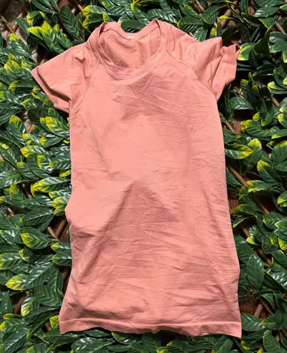 Lululemon  Swiftly Tech Orange Short Sleeve Workout Top Size 4 thumbnail 1
