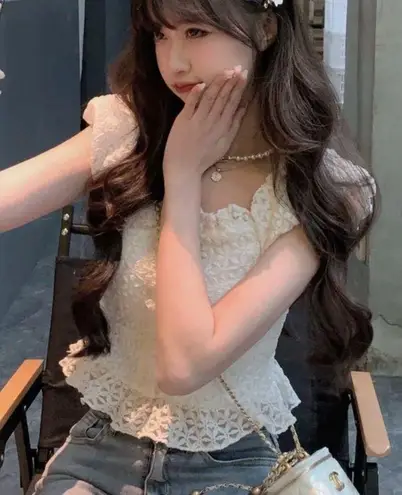 Japanese Kawaii Style White Lace Ruffle Heart Buttoned Pelpum Tank Top Blouse